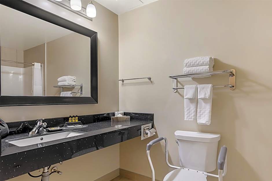 Best Western Plus Moose Jaw