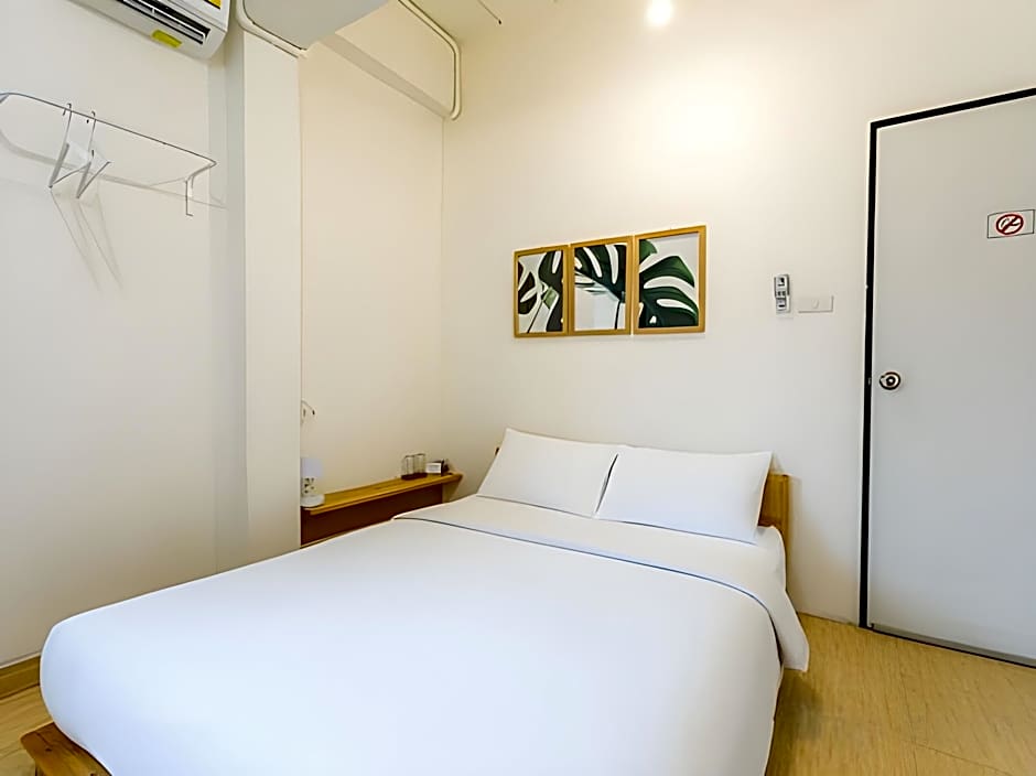 Petra Poshtel Donmuang