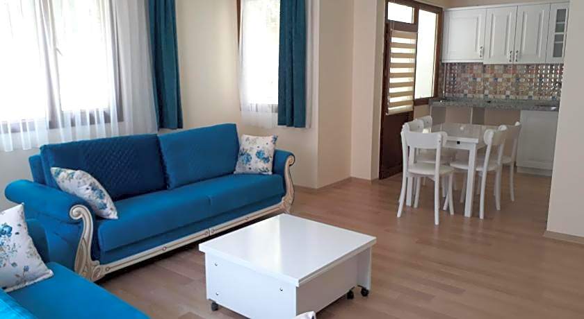 MAVİ KÖŞK UZUNGÖL