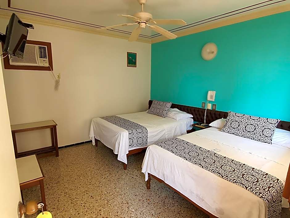 Hotel Atlantico a 150 mts de Playa Martí