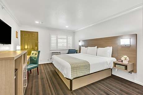 King bed Non-Smoking