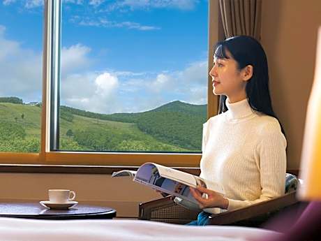 Twin Room with Bathroom