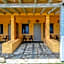 Rooster Guesthouse Rooms