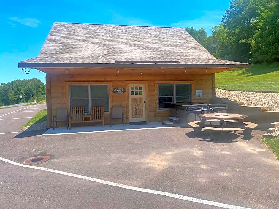 The Lodges at Sunset Village