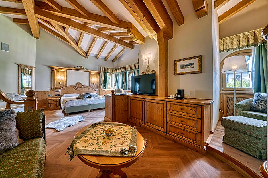 Photo 1 of 11 of Romantic Suite Gemme