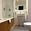 De Vere Cotswold Water Park Apartments