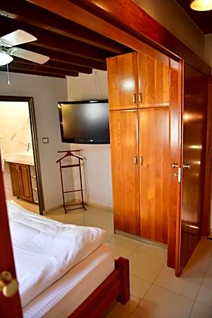 Deluxe Suite with Sea View