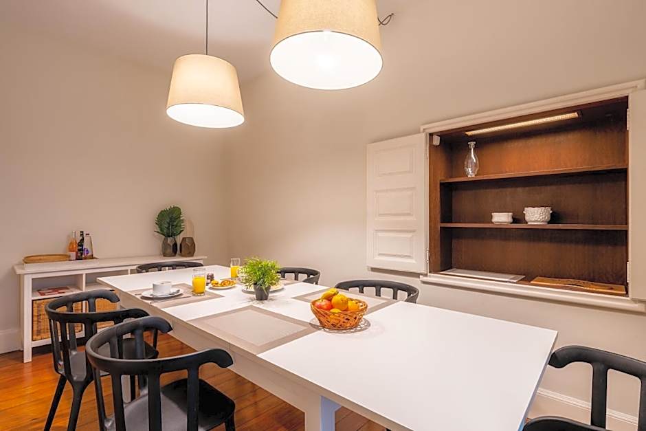 The Wine Lodges by An Island Apart