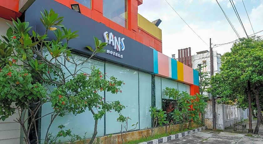 Sans Hotel International Surabaya
