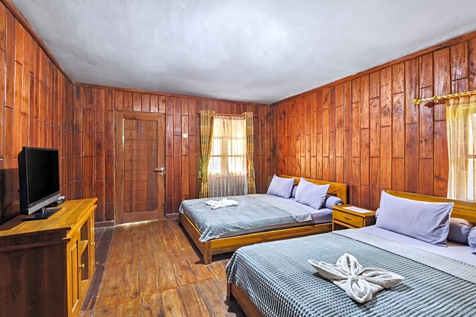 Sawarna Little Hula Hula