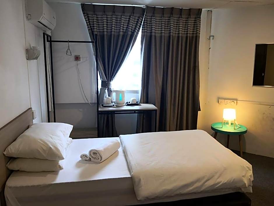 G Star Motel
