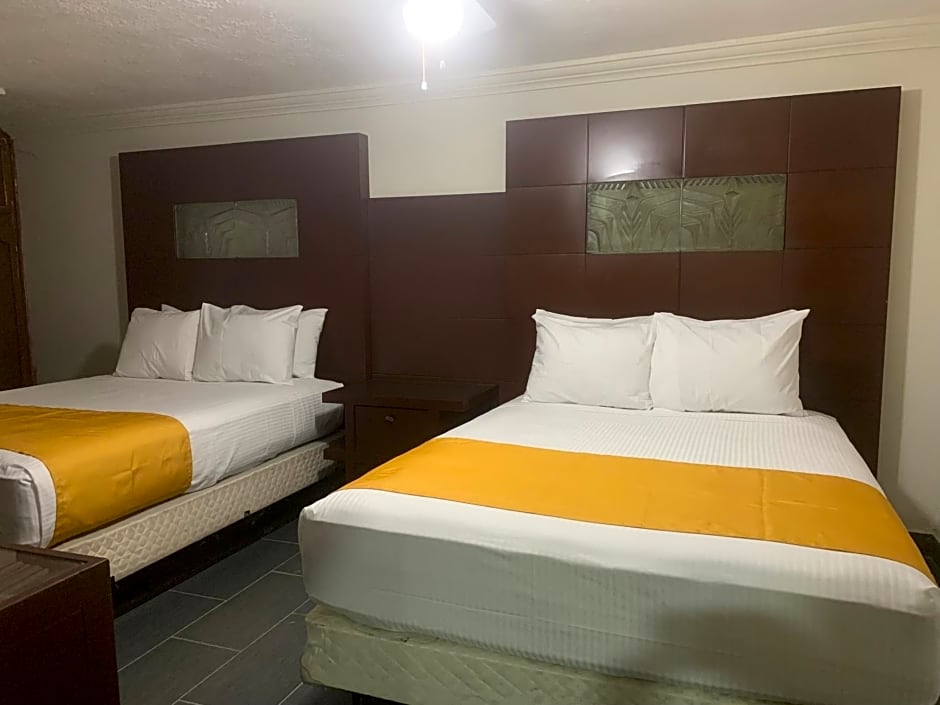 Hotel Los Arcos