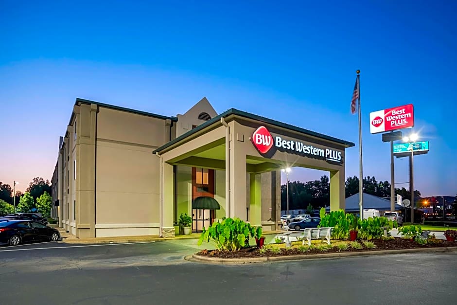 Best Western Plus Oak Mountain Inn