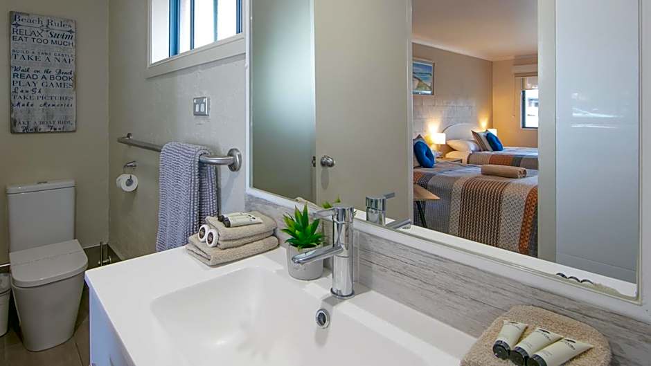 Yamba Twin Pines Motel