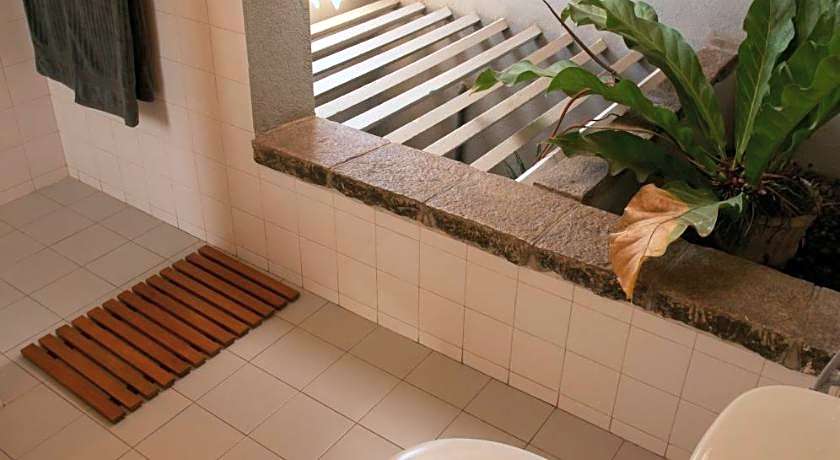 Mount Lodge Boutique Hotel