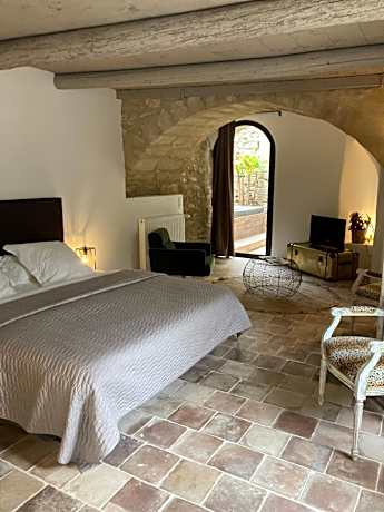 King Room with Garden View