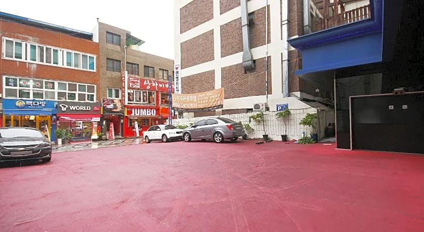 Tourist Hotel Jeonju