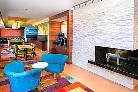 Fairfield Inn & Suites by Marriott Quincy