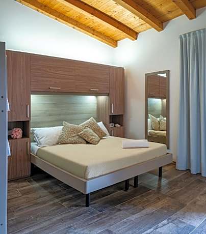 One-Bedroom Bungalow