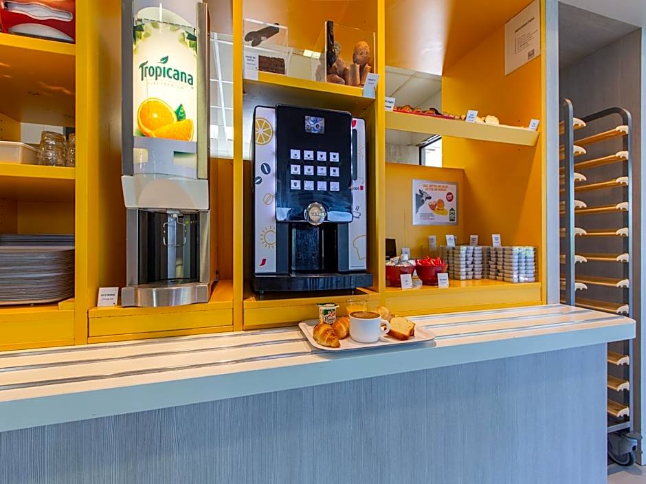 Première Classe Chartres Sud - Barjouville