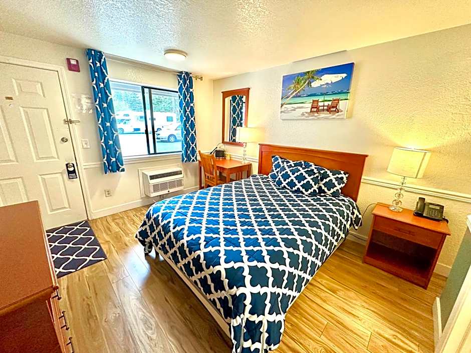 Belfair Motel