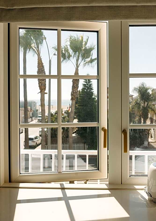 Bay Shores Peninsula Hotel
