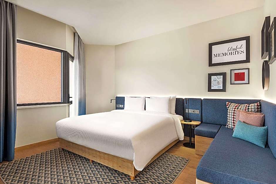 Tryp by Wyndham Zomin