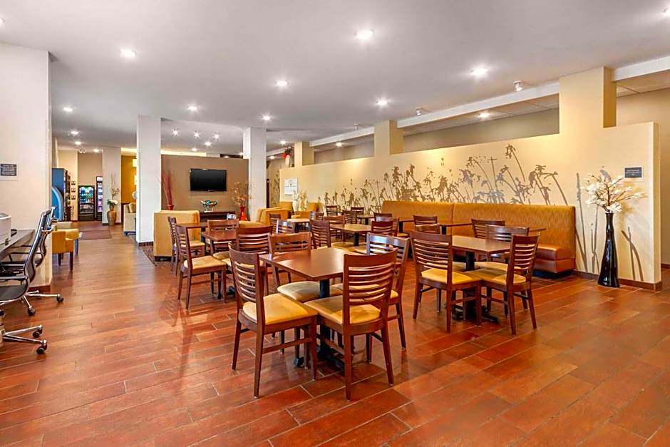 Sleep Inn & Suites Lincoln University Area