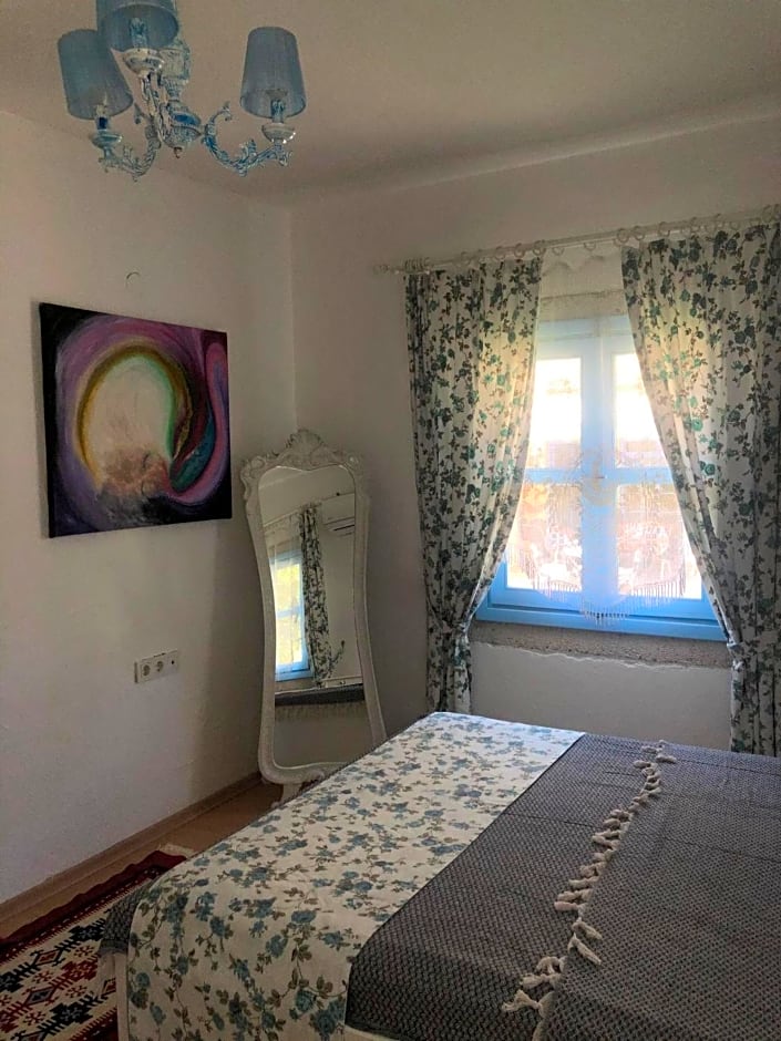 Çakir Bey Hotel