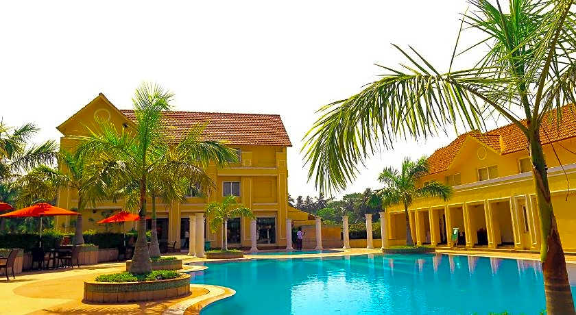 Country Roads Resort