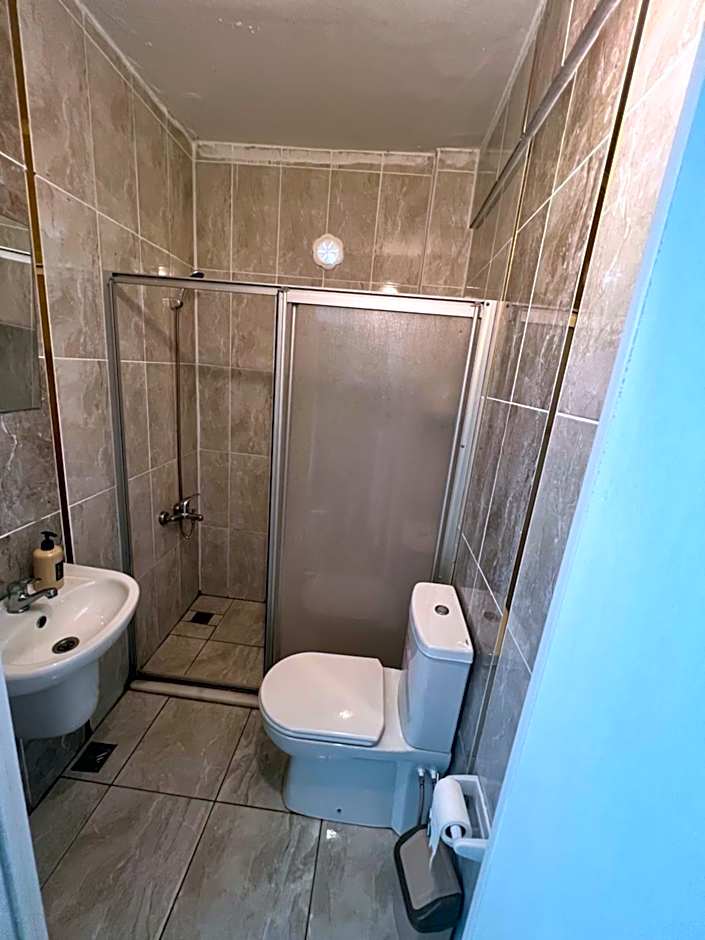 Airport Confort Guest House