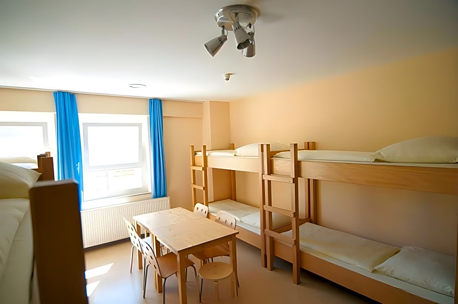 Haus International Hostel