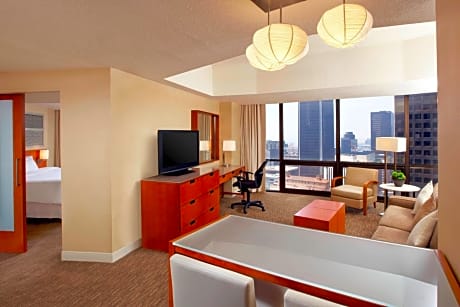 Redondo Suite, 1 Bedroom Suite, 1 King, Sofa bed, City view