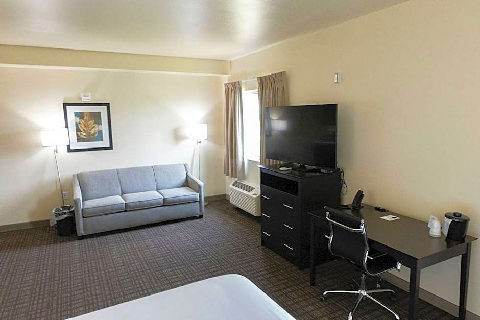 Cobblestone Inn and Suites Sheldon