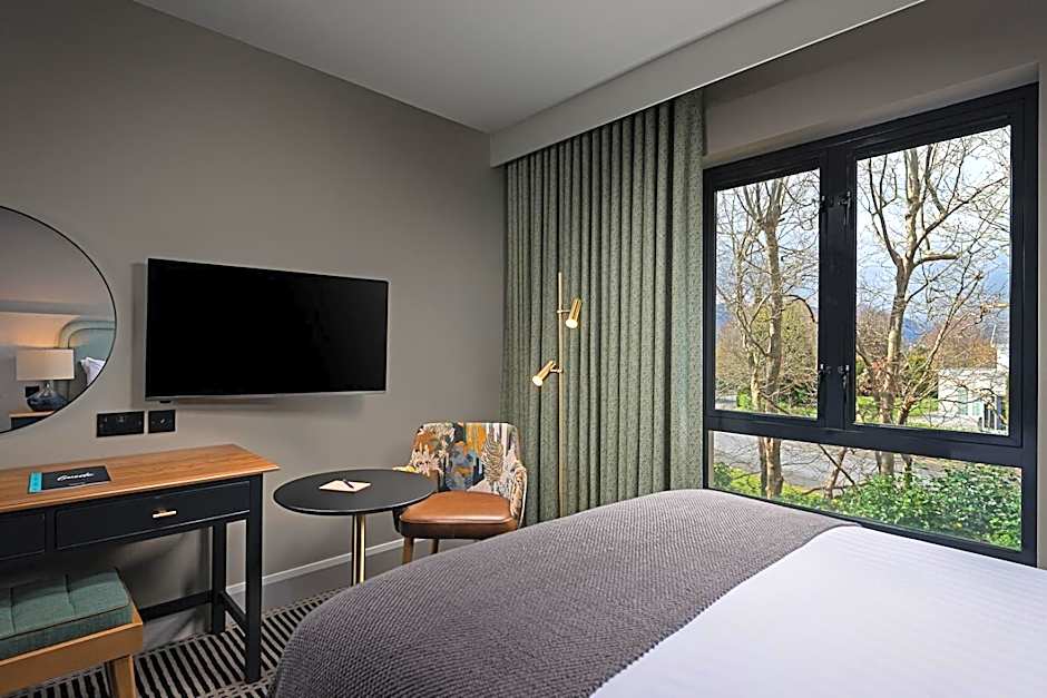 The Parkavon Hotel