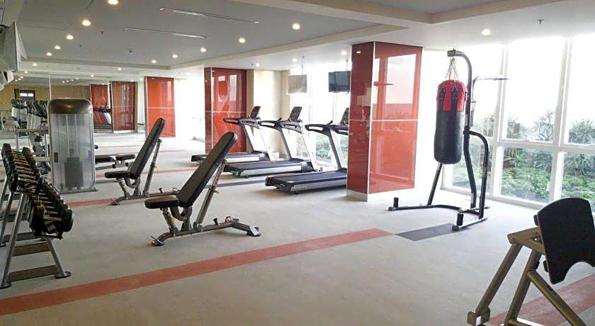 8 Newtown Boulevard by HiveRooms