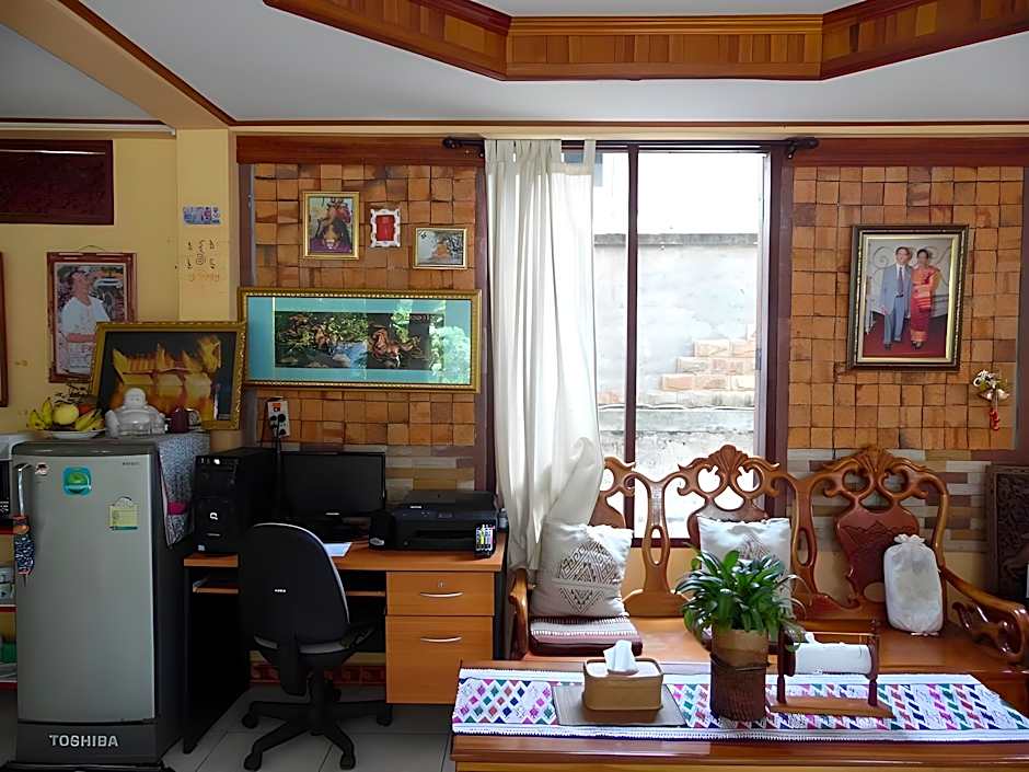 Heuan Lao Guesthouse