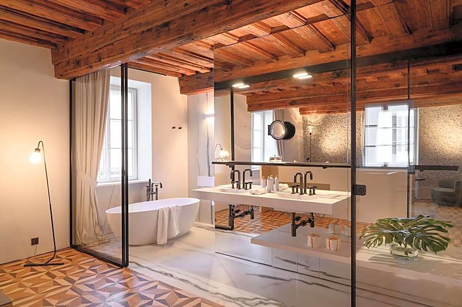 Zlata Ladjica Boutique Hotel