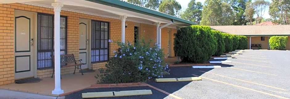 Hilltops Retreat Motor Inn