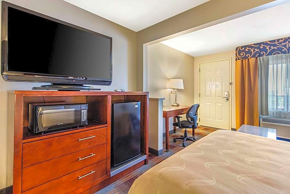 Quality Inn Memphis Airport