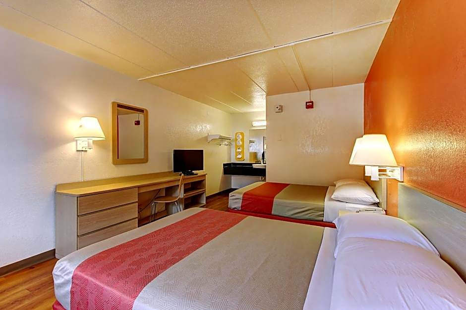 Motel 6-York, PA