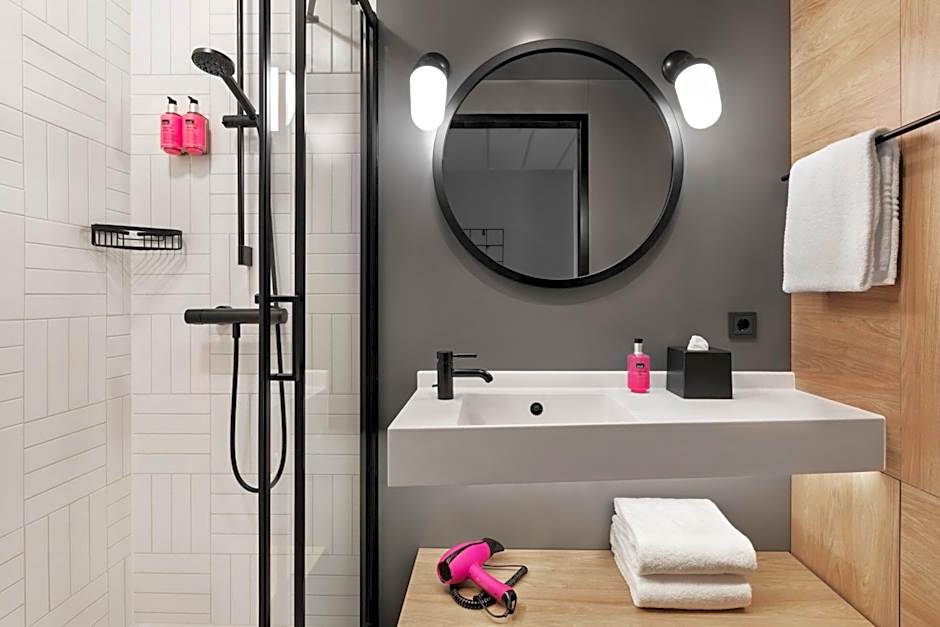 Moxy Duesseldorf City