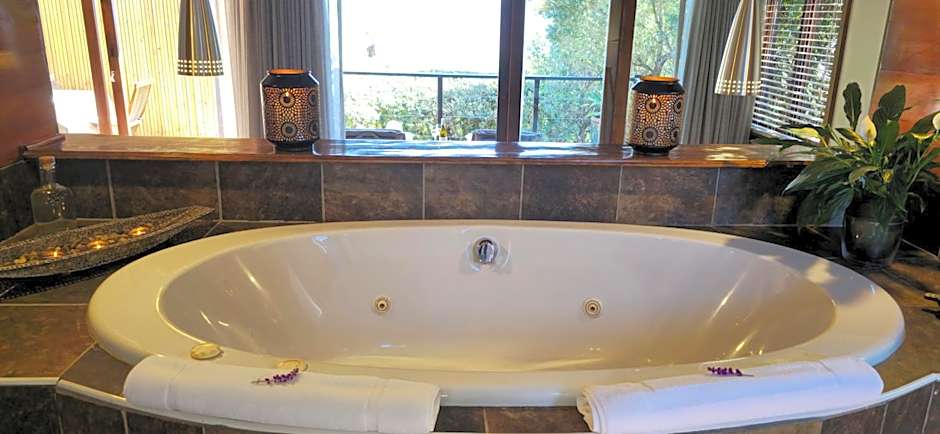 Elephant Hide of Knysna Guest Lodge