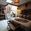 Eklectic Hotel Boutique