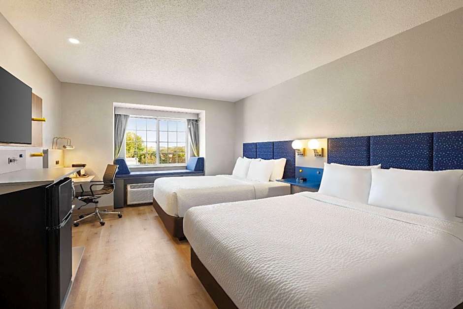 Microtel Inn & Suites By Wyndham New Ulm