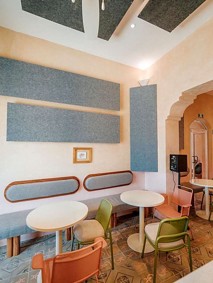 Casa Amate 61 Boutique Hostel