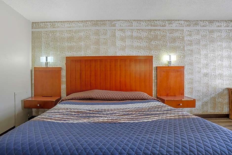 Devils Lake Inn By OYO Near Devils Lake Regional Airport