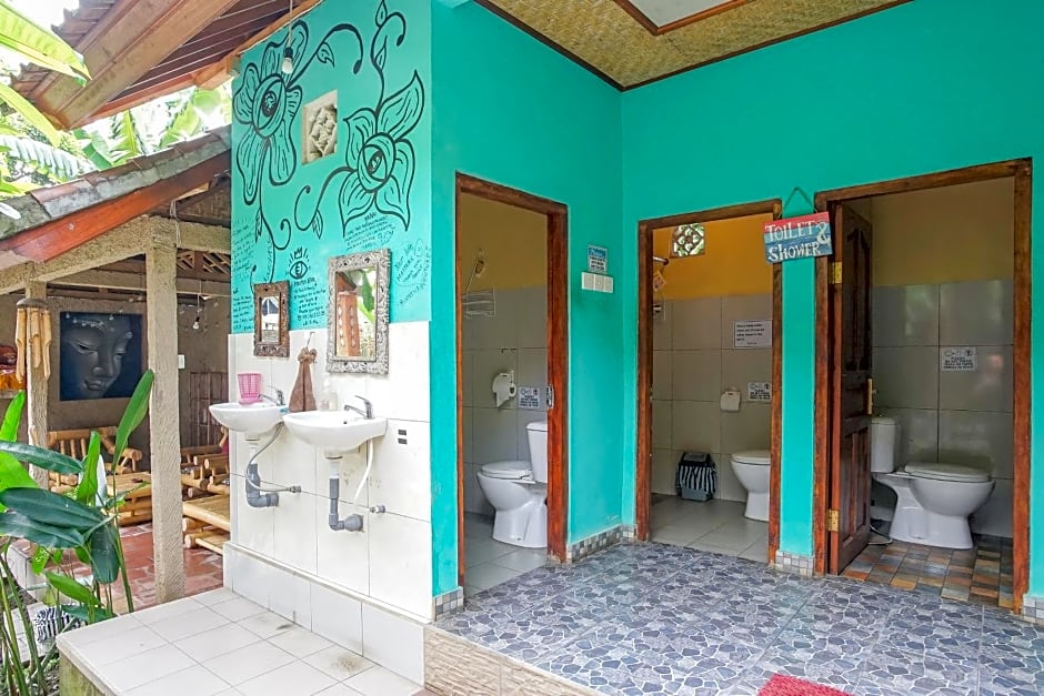 Padi-Padi Hostel & Bar