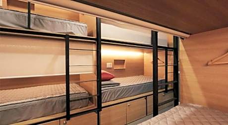 Blueboat Hostel Jeonju (Korea Quality)