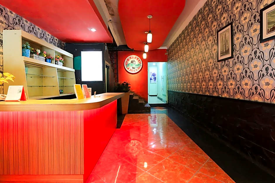 Labuana Homestay & Cafe Garden